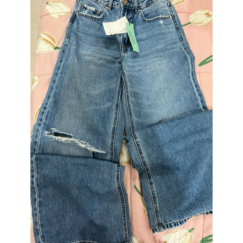 stradivarius low waist wide leg jeans (authentic)