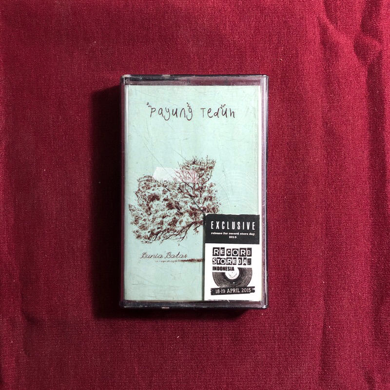 Kaset Payung Teduh - Dunia Batas