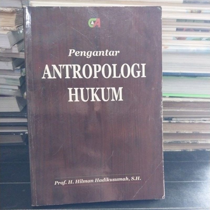 Pengantar Antropologi Hukum