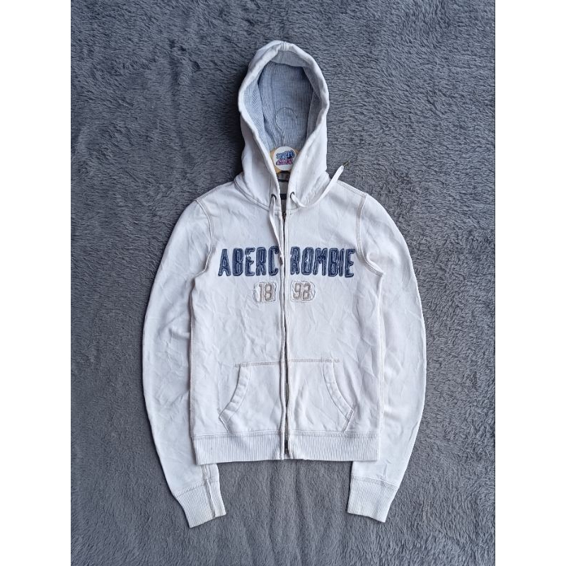 Abercrombie putih