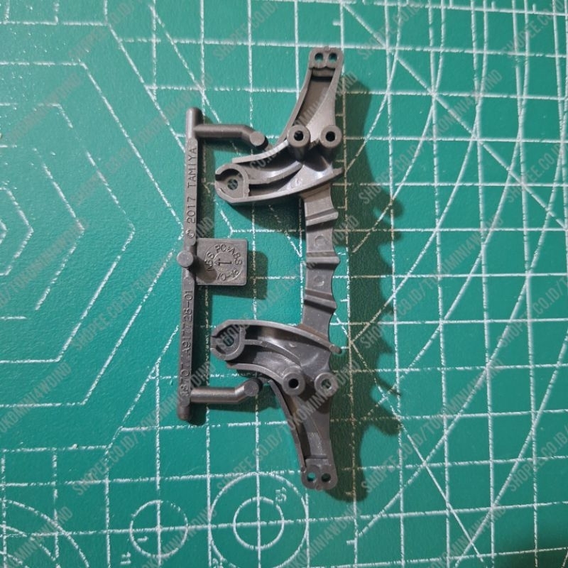 Tamiya Akar Chassis FMA Metalic Grey Ori Tamiya