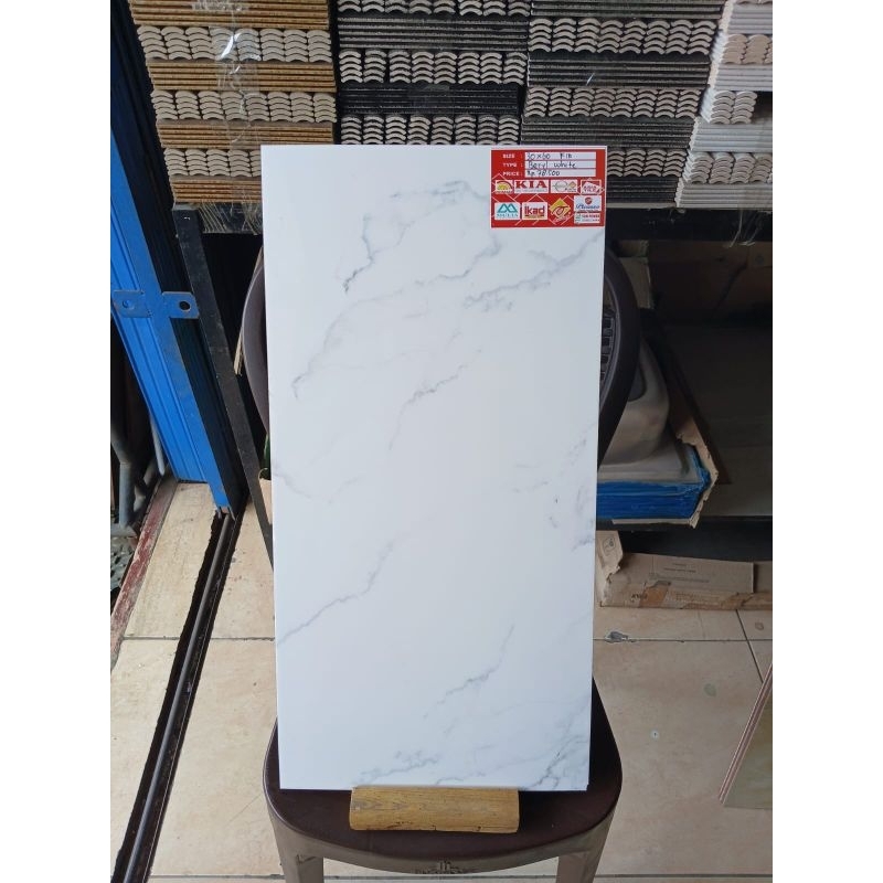 Keramik Dinding 30x60