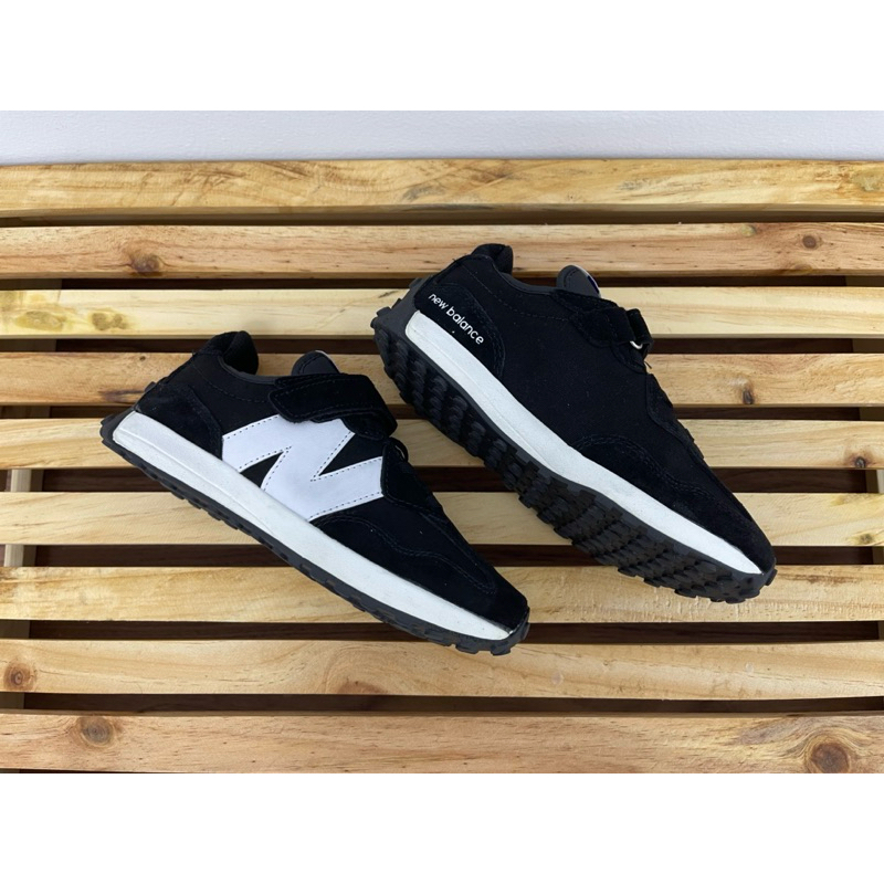 Sepatu Anak NB 327 V1 Black