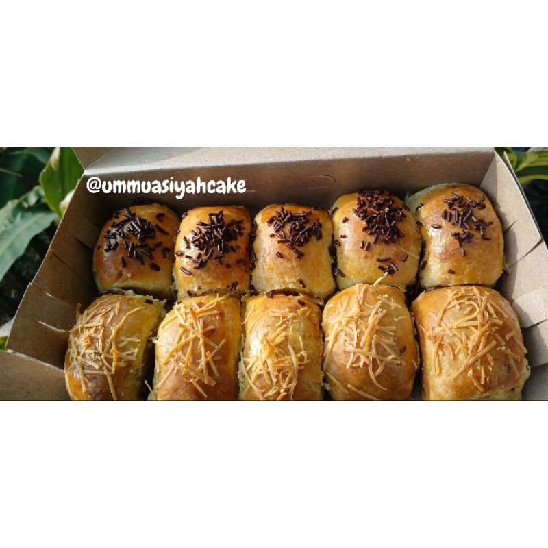 

BOLEN BANDUNG PISANG KEJU / COKLAT WISMAN