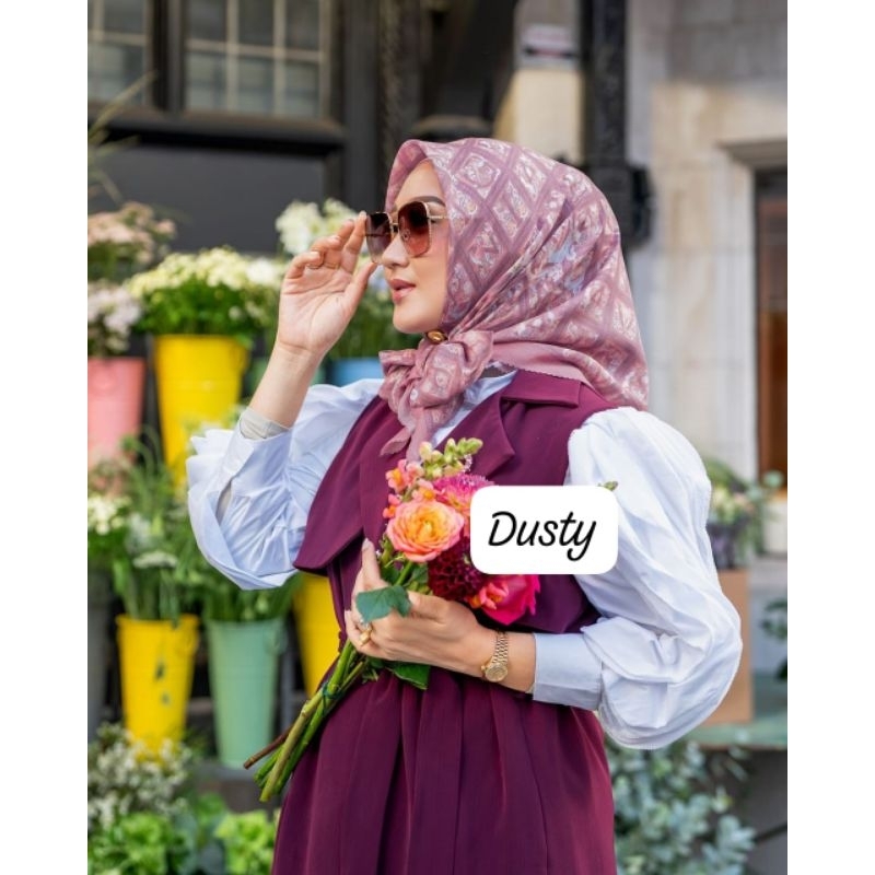 NUANSA DUSTY PINK hijab segiempat denay voal motif semarang
