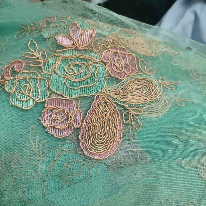 kain tile toska setengah kilo 40000