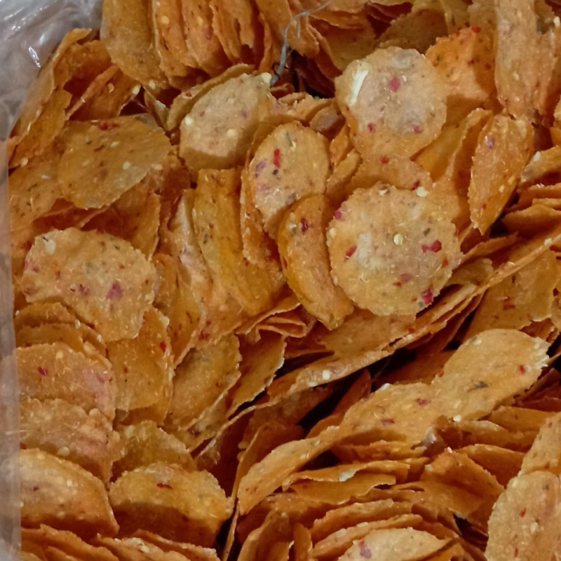 

Keripik Singkong Mentah Pedas Manis 1KG / Kripik Singkong / Opak Singkong Mentah pedas