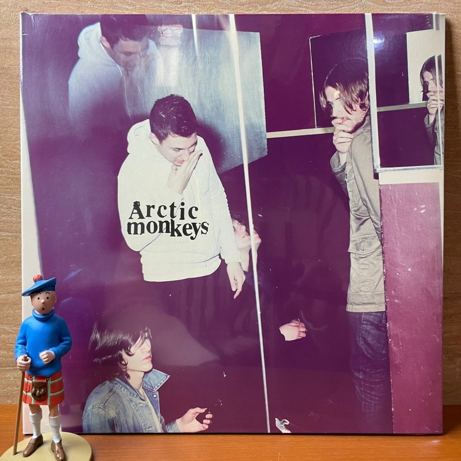 PIRINGAN HITAM / VINYL ARCTIC MONKEYS - HUMBUG (1LP,BLCK)
