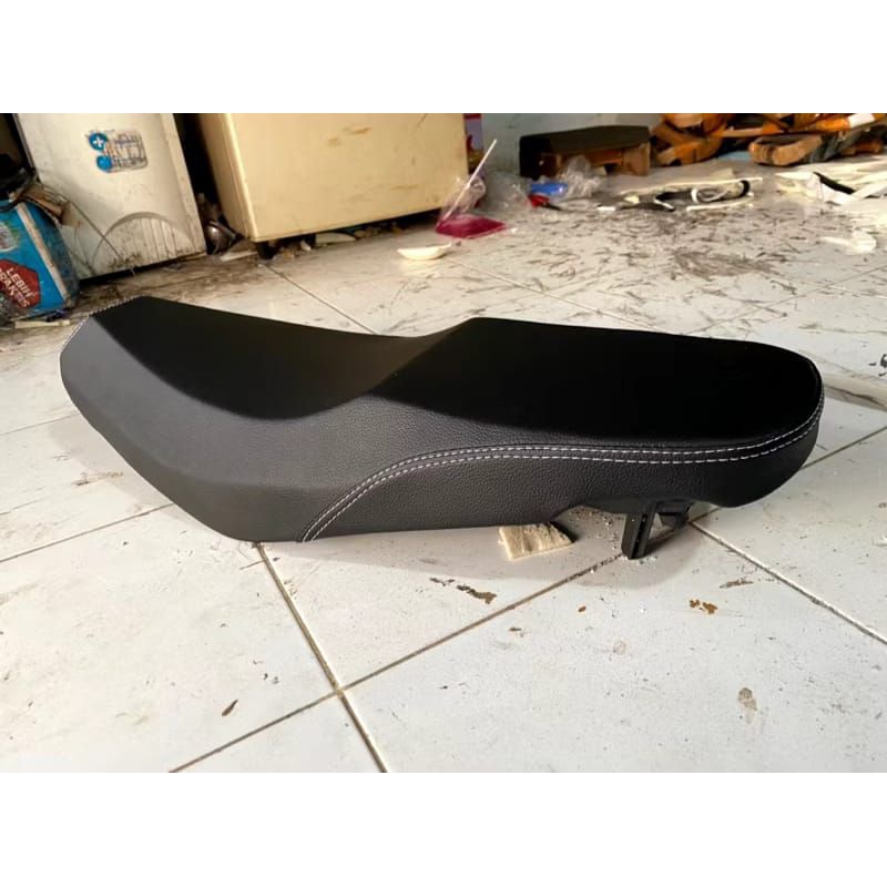 JOK MIO SPORTY STANDAR SASAK SAMPING-jok Mio Sporty standar sasak samping amplas
