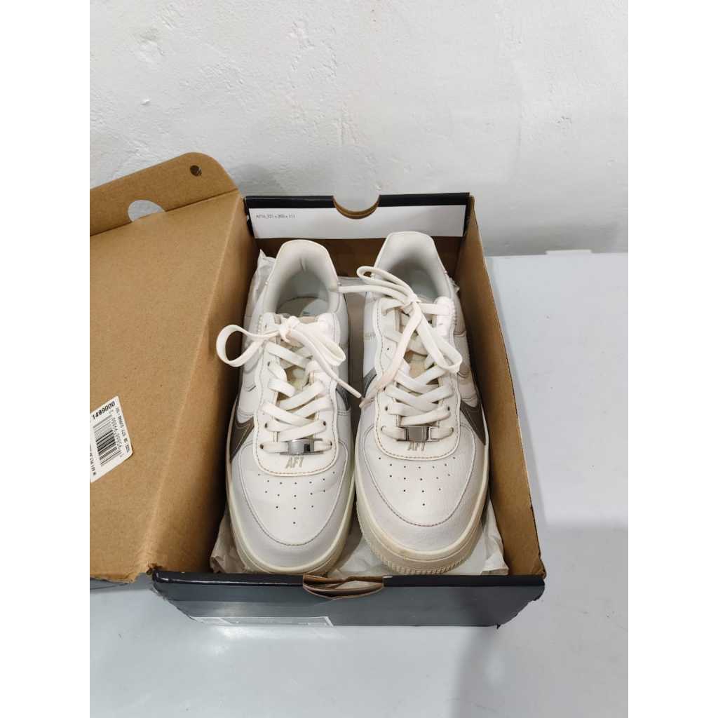 Sepatu Nike Air Force 1