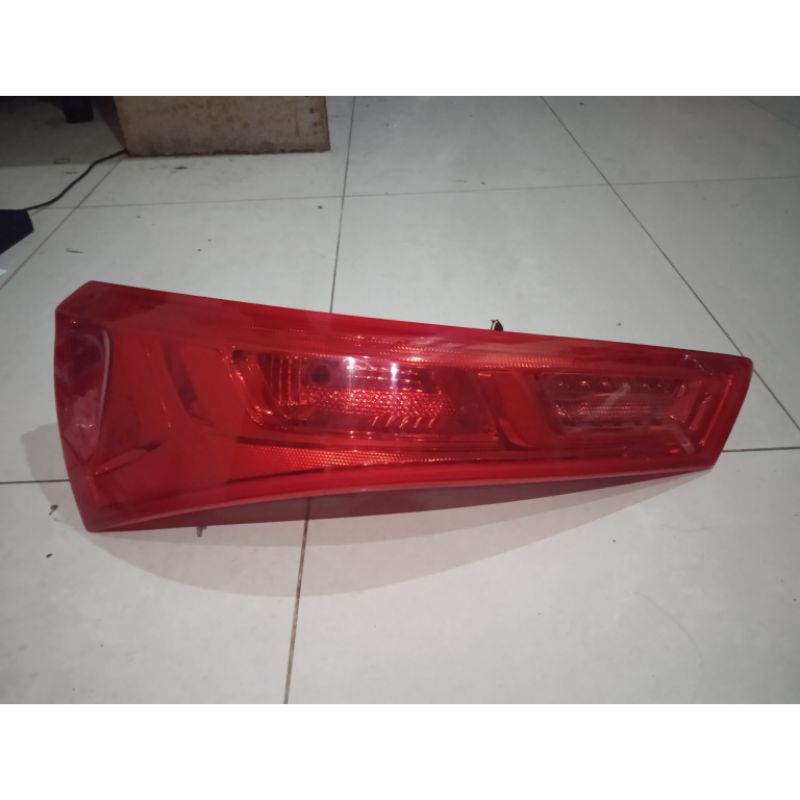Stoplamp Lampu Belakang Wuling Almaz Original