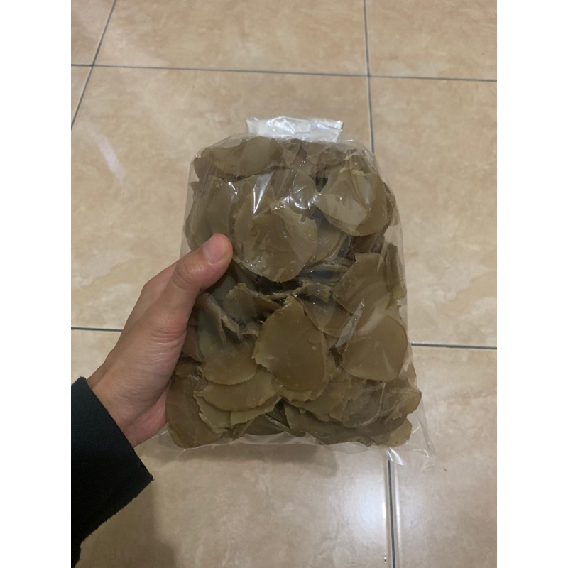 

krupuk bawang mentah