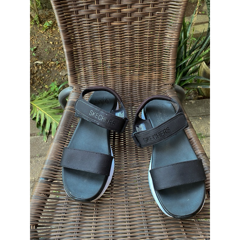 (PRELOVED ORI) Skechers D'Lux Walker - New Block Women's Sandals UK 39