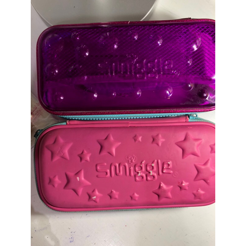 

Tempat Alat Tulis Smiggle Hard Case