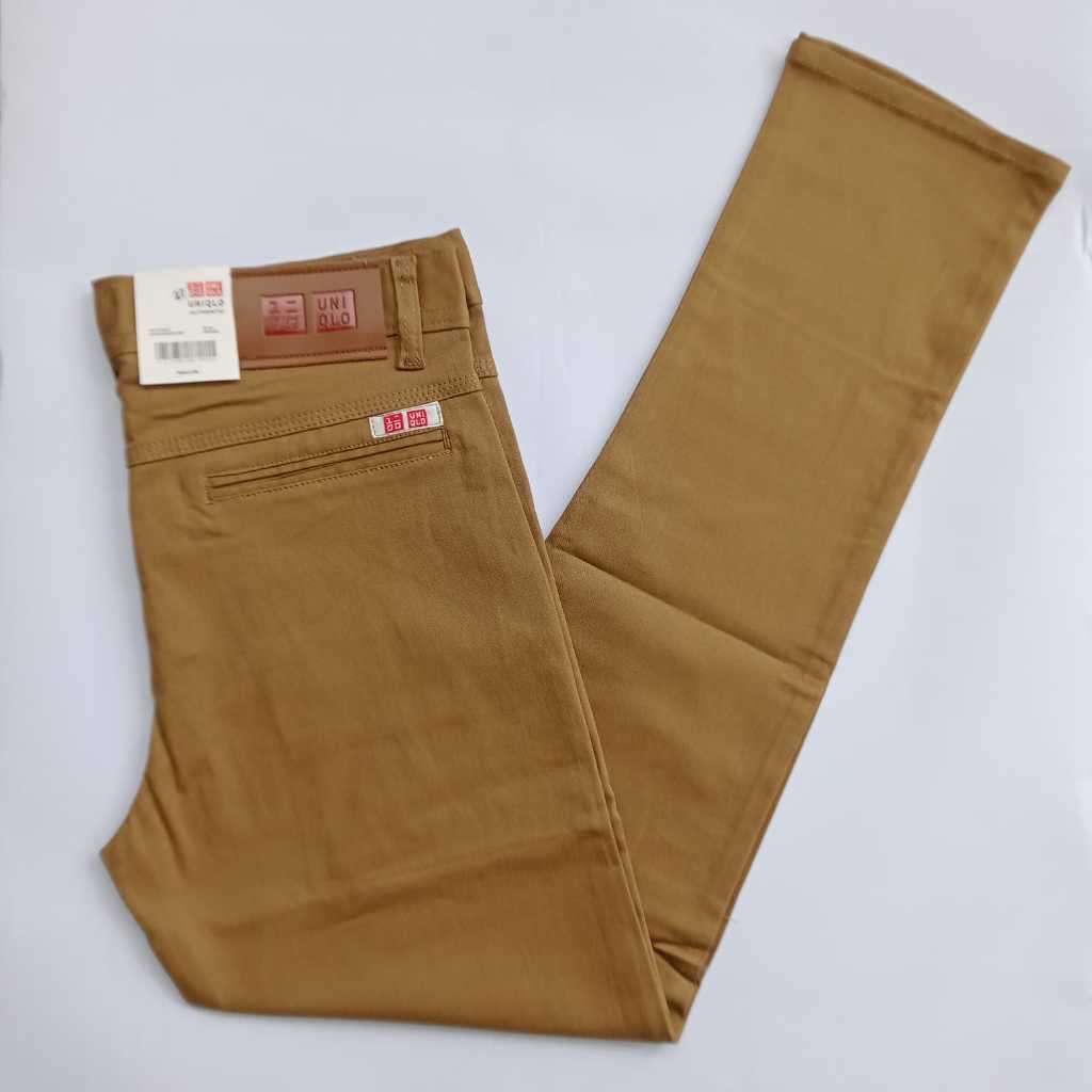 UNIQLO Celana Cinos pria slim fit Celana Panjang pria Terbaru