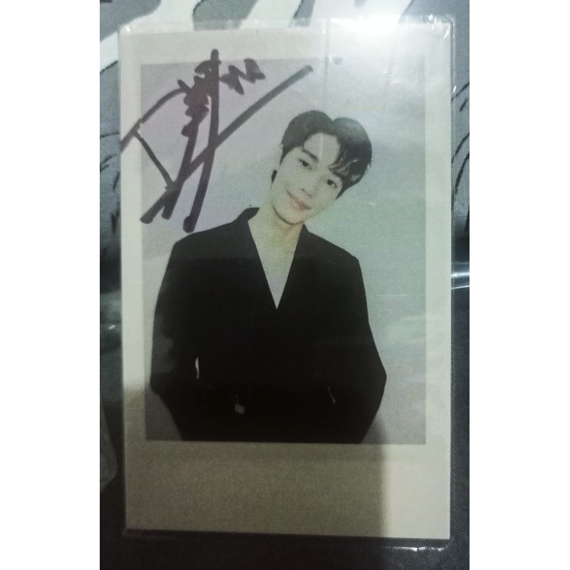 ⚠️(BOOKED) ⚠️Polaroid Official Dew Jirawat