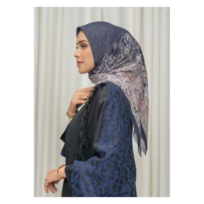 Buttonscarves Ederra Series 2.0 Galaxy Small