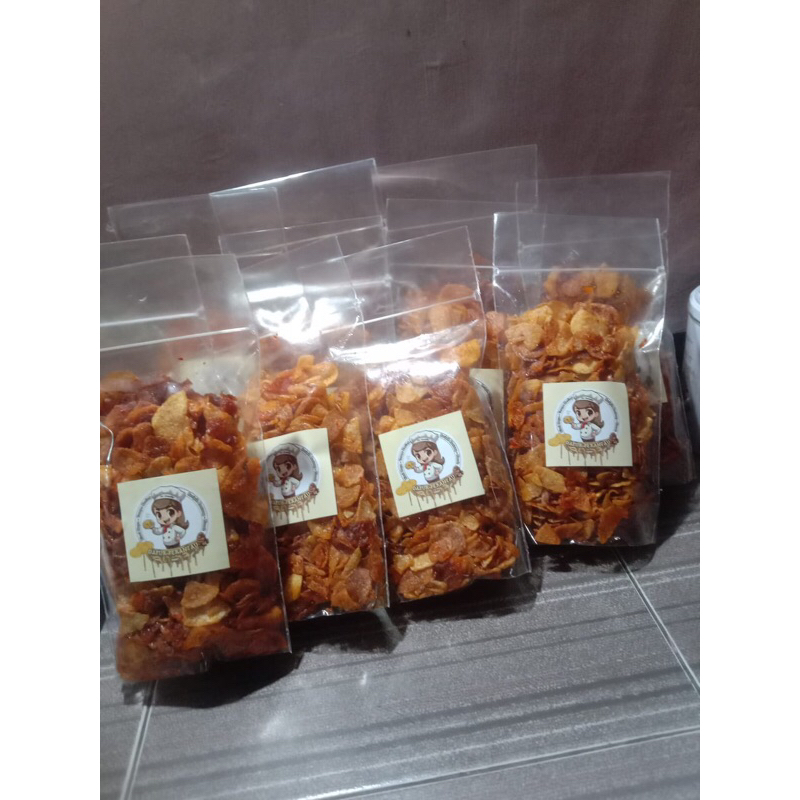 

Keripik Kentang Pedas Manis (500gram)