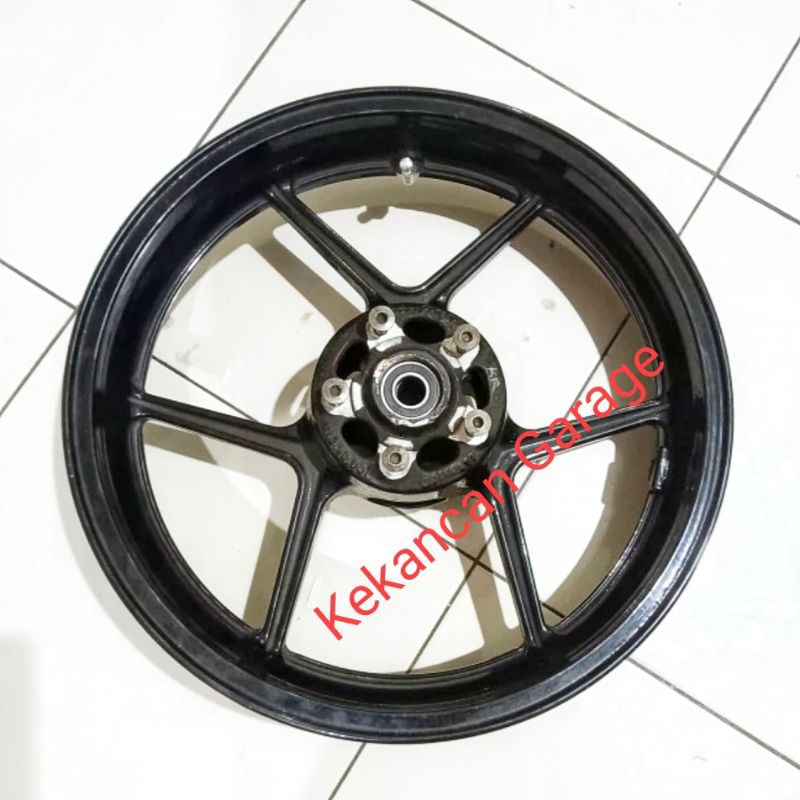 Velg Depan Original Kawasaki Z800 / Z1000 / Zx6r / Versys 650/1000 / ER6