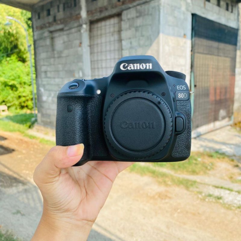 Canon 80D body Only DSLR Kamera Seperti Baru Siap Pakai Garansi