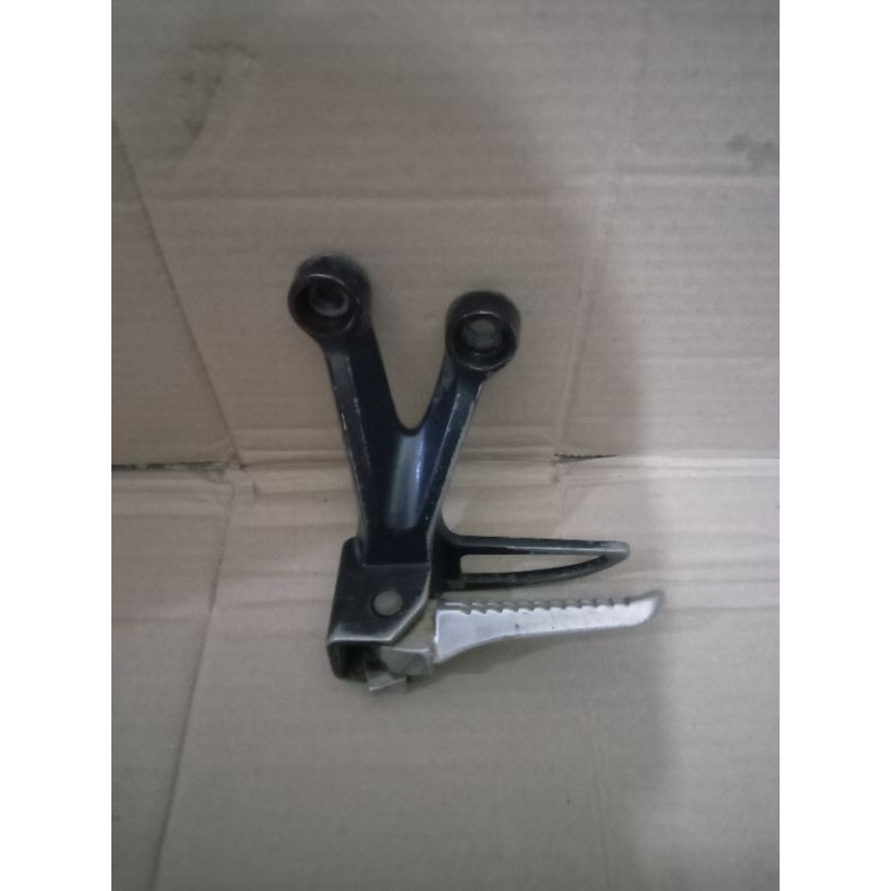 Footstep Step belakang bagian kiri Satria F 150 FU Original copotan