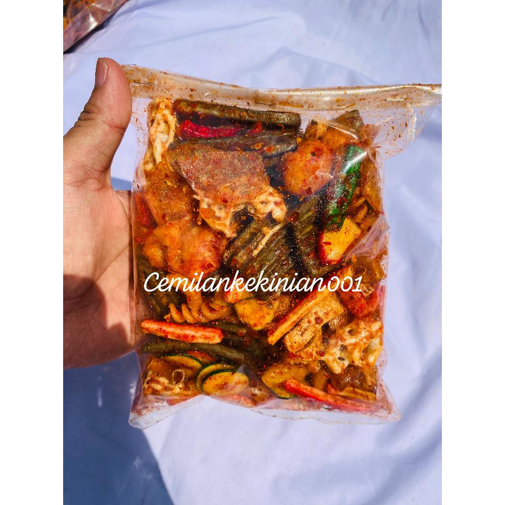 

Seblak Campur Pedas/Seblak Kerupuk Campur Mix Pedas Daun Jeruk/Basreng Mix Bumbu Melimpah