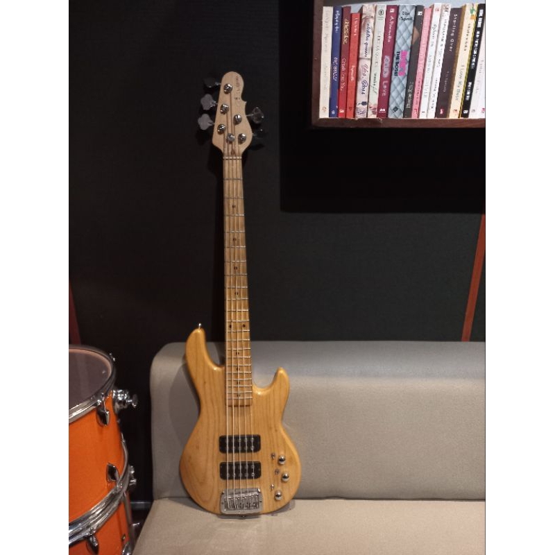 Bass G&L L2500
