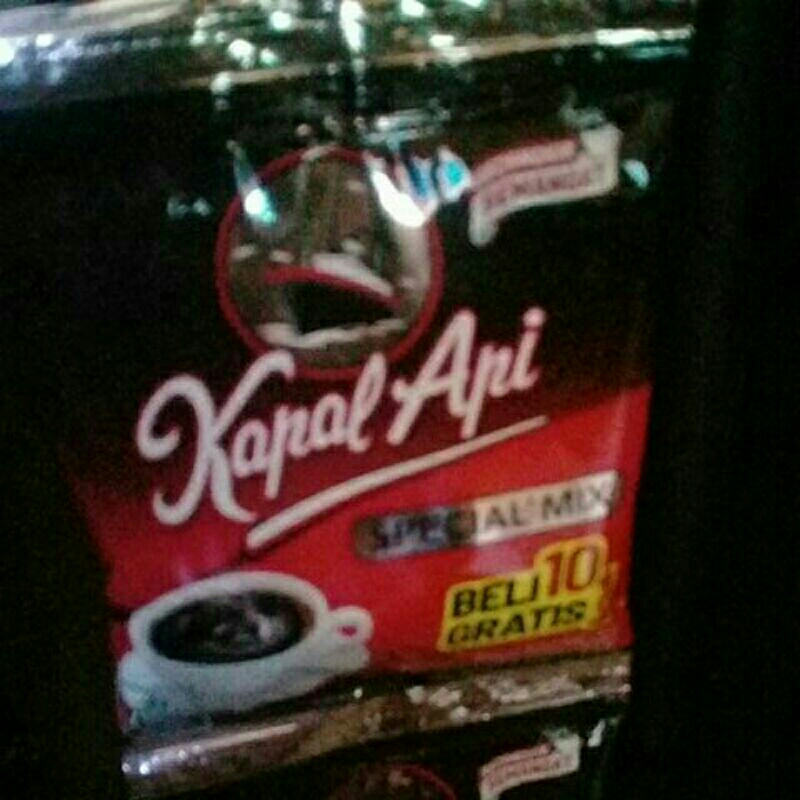 

kopi kapal api paket 10 ribu isi 6 pc aja