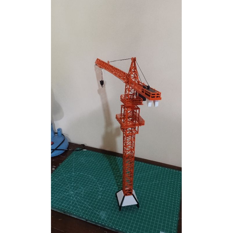 miniatur crane