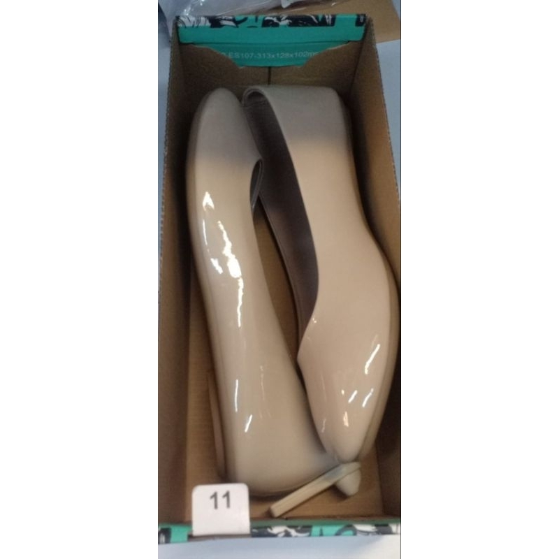 FLAT SHOES LOWER EAST SIDE BY PAYLESS