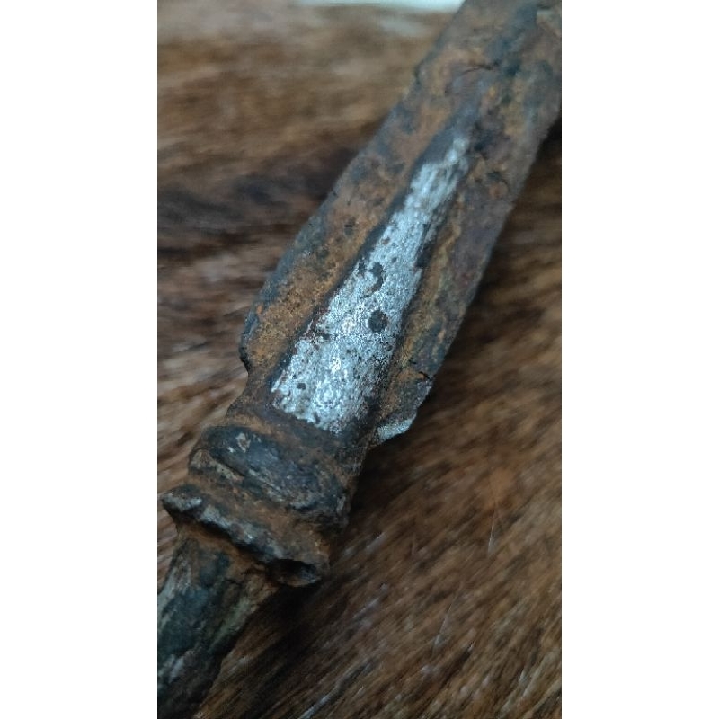 Pusaka Ron Pring Sepuh, temuan Ujung Kulon wingit