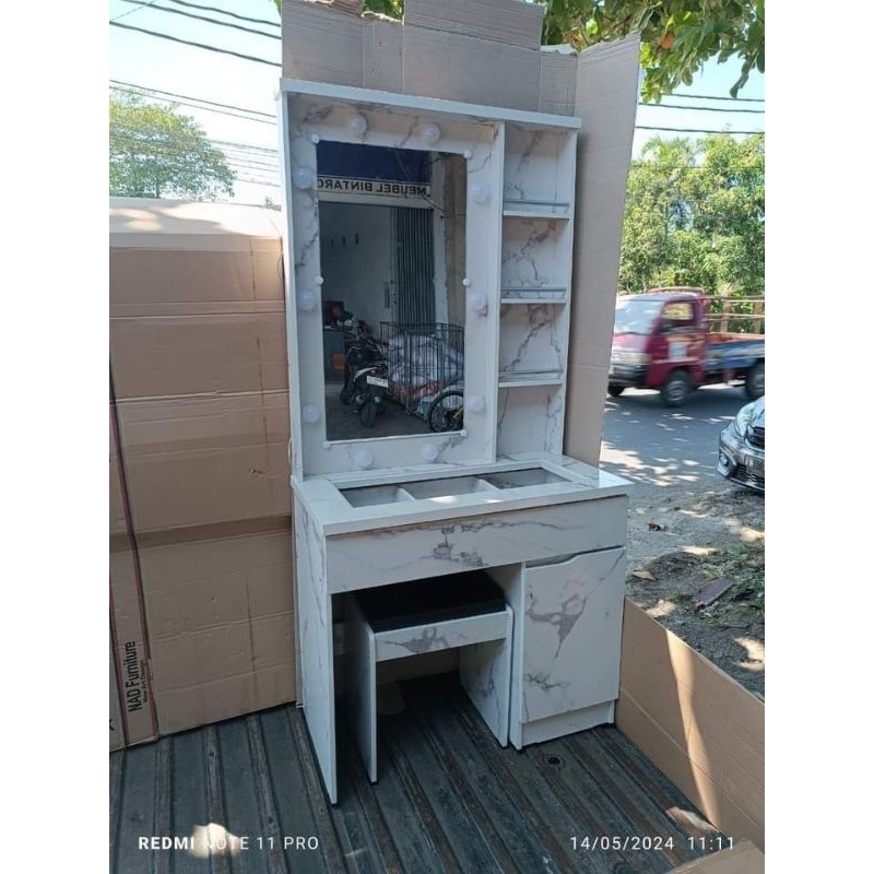 MEJA RIAS PANEL GSTAR + LAMPU