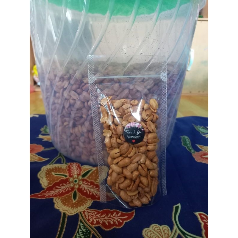 

kacang kupas renyah dan gurih