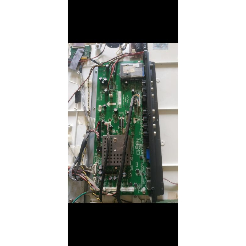 MB LCD POLYTRON PLM32B70