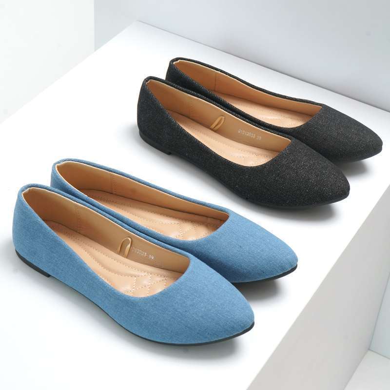 Gabino Sepatu Wanita Flat Casual