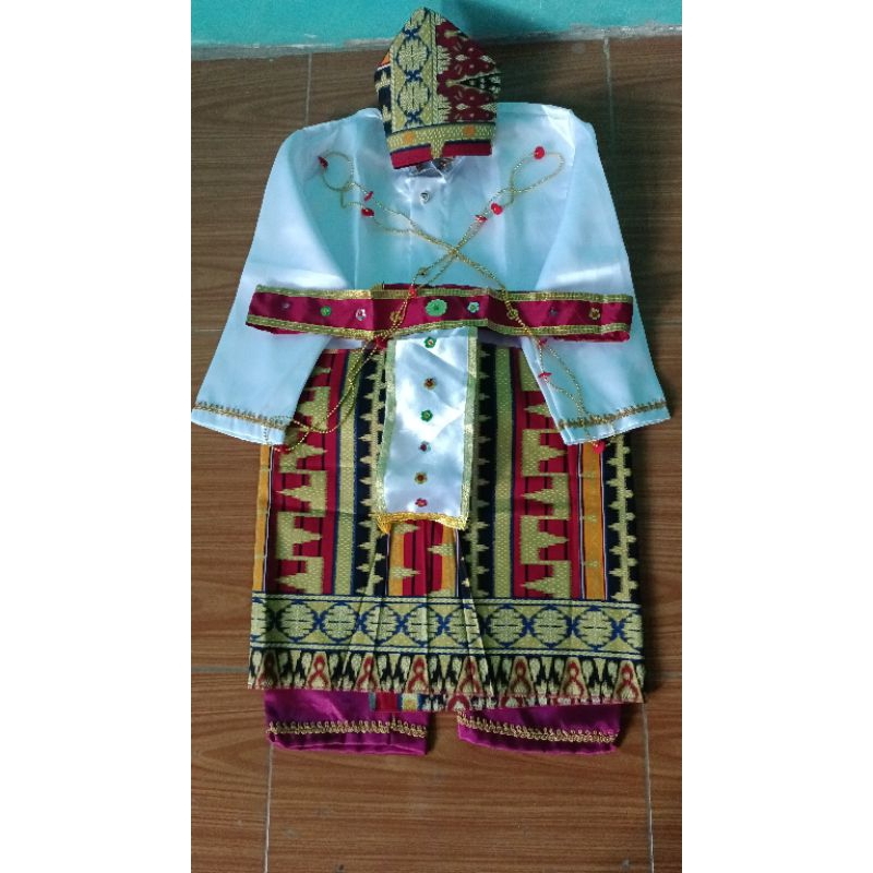SEWA baju adat lampung anak
