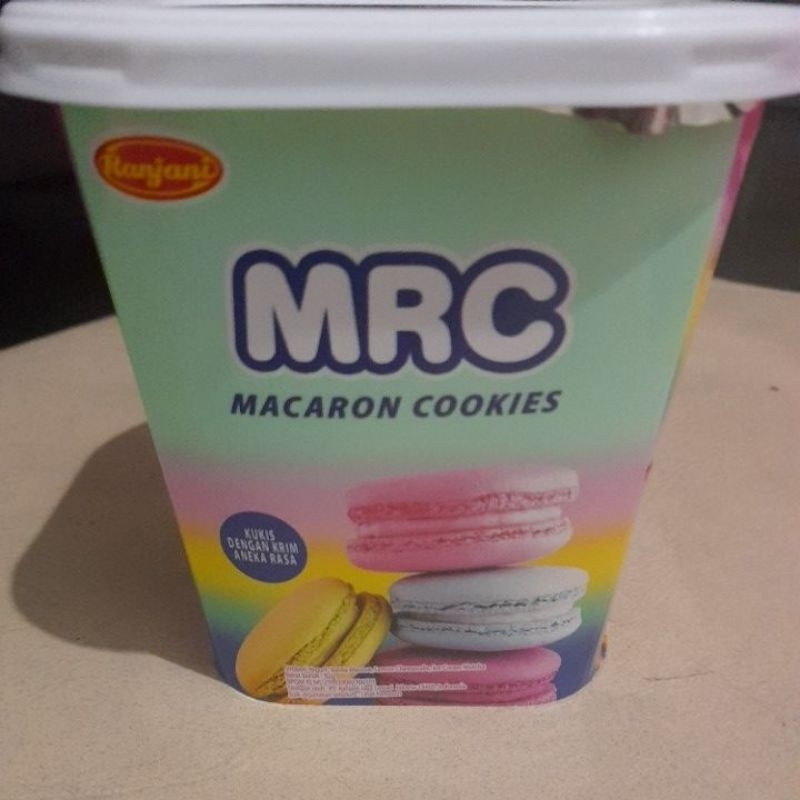 

Ranjani MRC Macaron Cookies