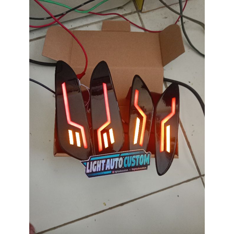 sein custom ala ala Vespa metic sprint senja merah sein kuning