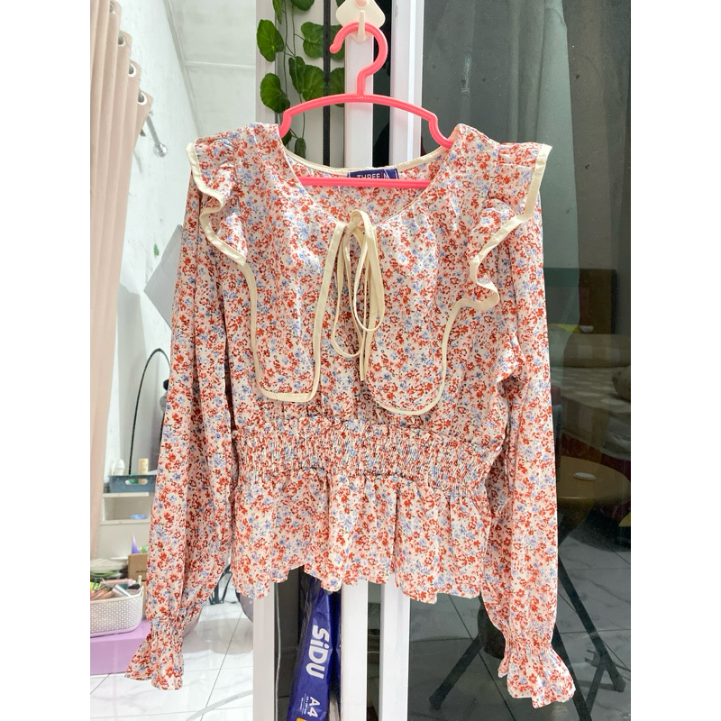 Blouse Floral Korean style