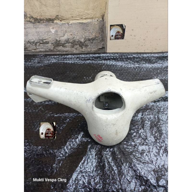 Stang/Handlebar Vespa Super 66-73 Original NOS kode 3B , baru stock lama (FREE STIK KIRI ORI NOS CHU