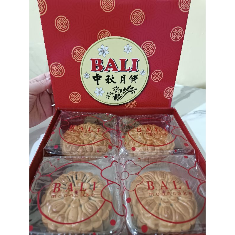 

MOONCAKE BALI/ KUE BULAN BALI MEDAN PIA