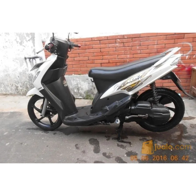 STIKER STRIPING STANDART YAMAHA MIO SPORTY 2010 LIS BODY MOTOR MIO SPORTY 2010
