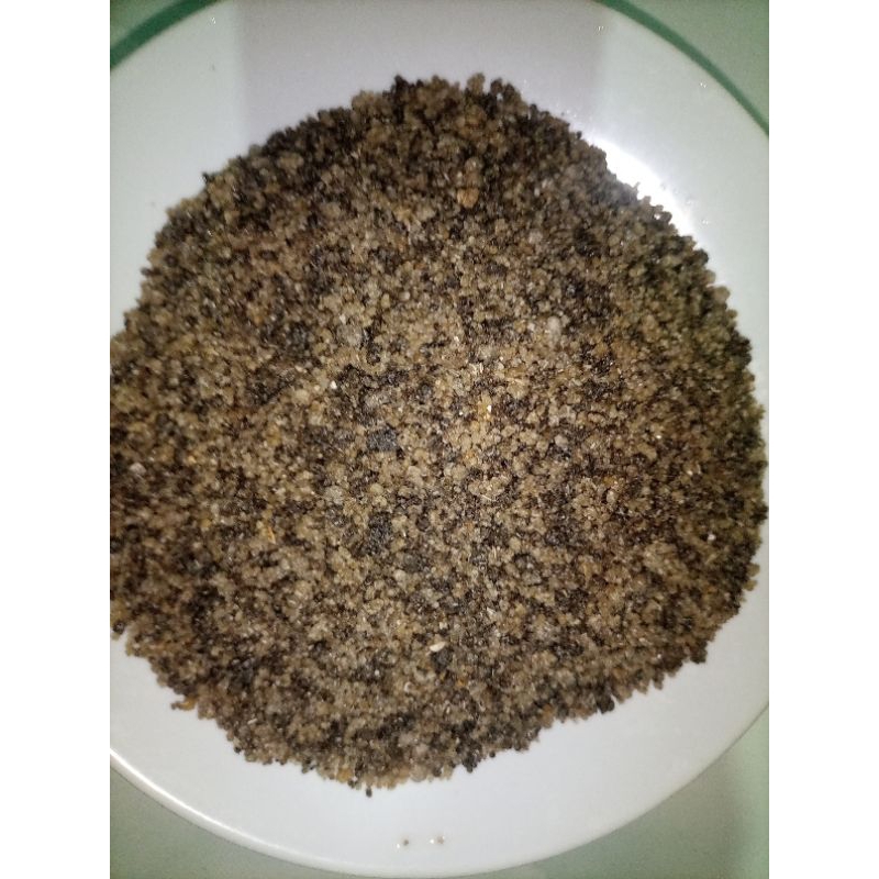 

Tiwul mentah (asli 100% terbuat dari ketela)
