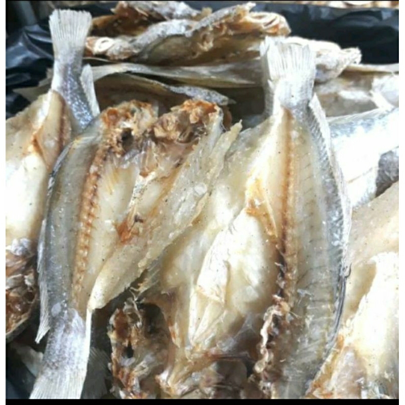 

Ikan Asin Kepala Batu Belah 250 Gr Rp. 22000