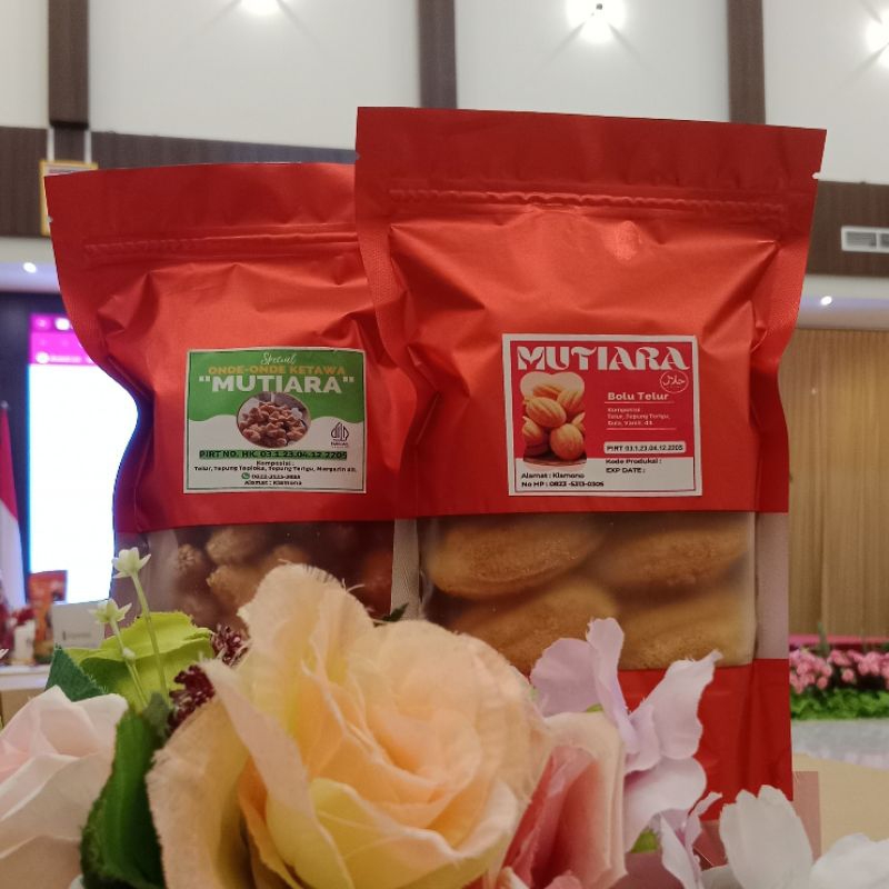 

Mutiara Bakery Sorong - Onde Onde Ketawa - Makanan Tradisional - 300 gram