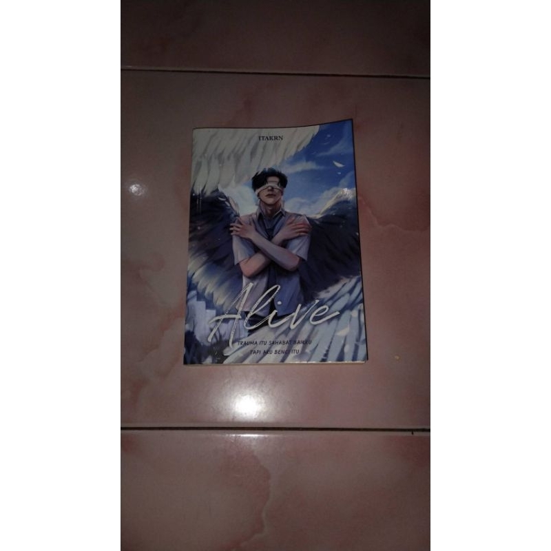 NOVEL PRELOVED ALIVE BY ITAKRN (NO BAJAKAN)