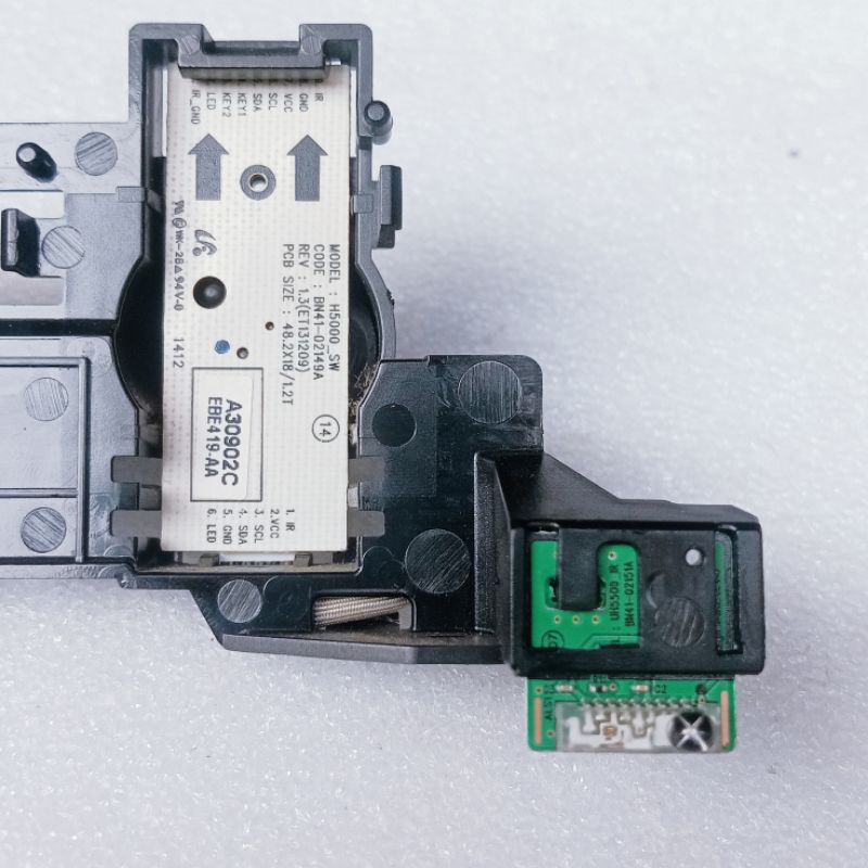 tombol  justic sensor tv samsung ua32h6400 - ir sensor tv samsung ua32h6400 - sensor dan tombol tv s