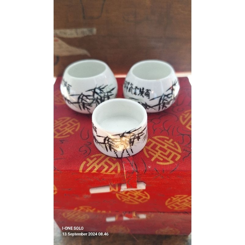 Cepuk keramik motif bambu isi 3 buat burung kecil