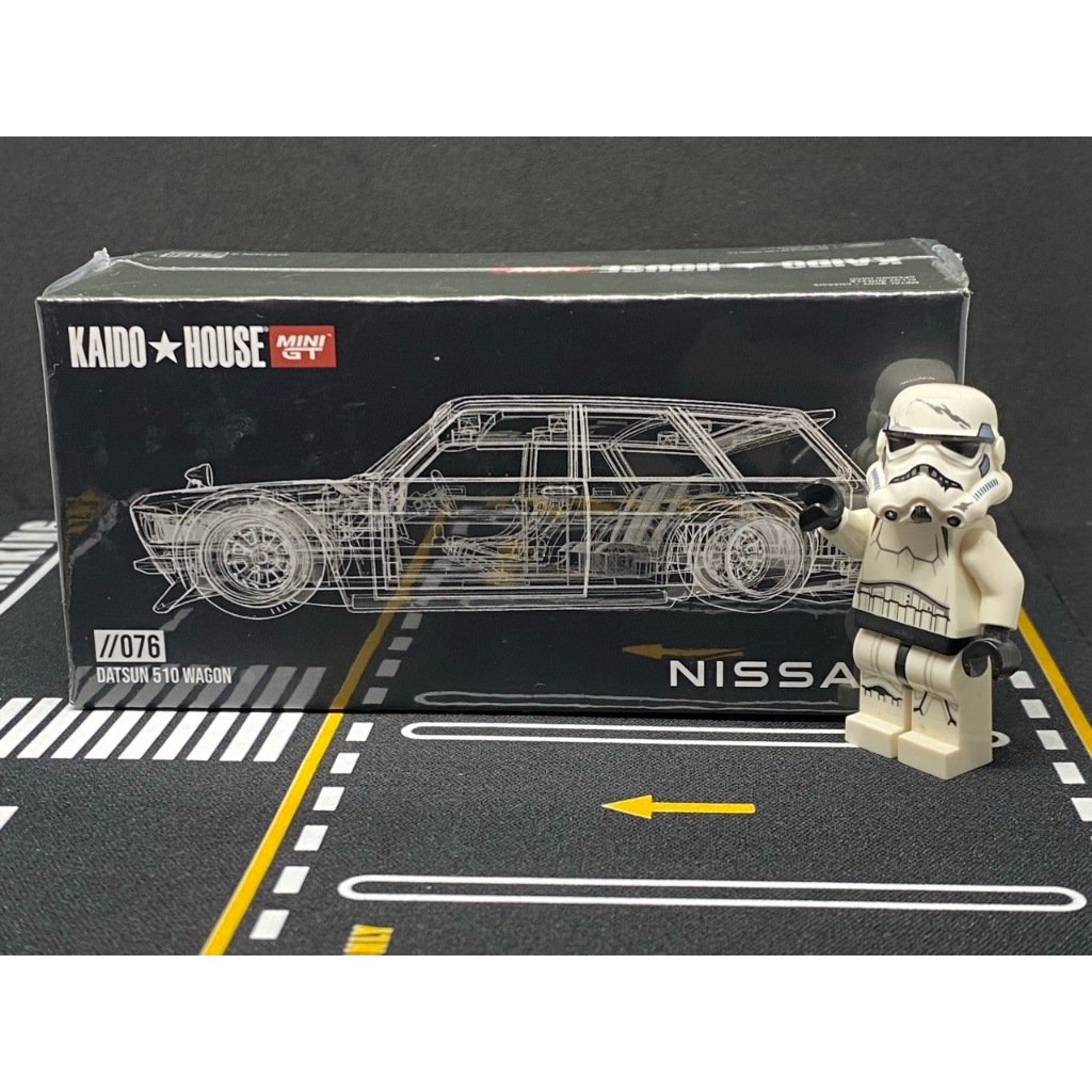 Mini GT Kaido House, 076 Datsun 510 Wagon.