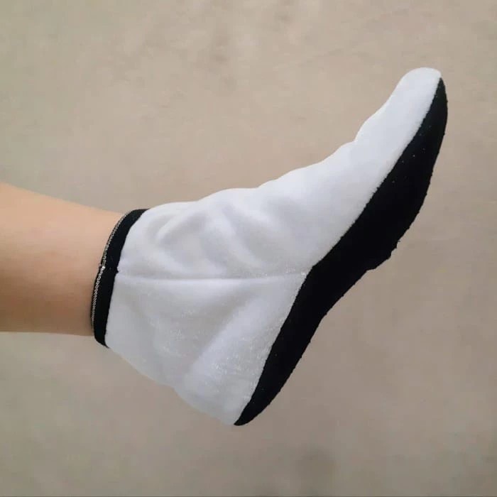 Kaos Kaki Sepatu Tawaf Tinggi Perlengkapan Haji dan Umroh